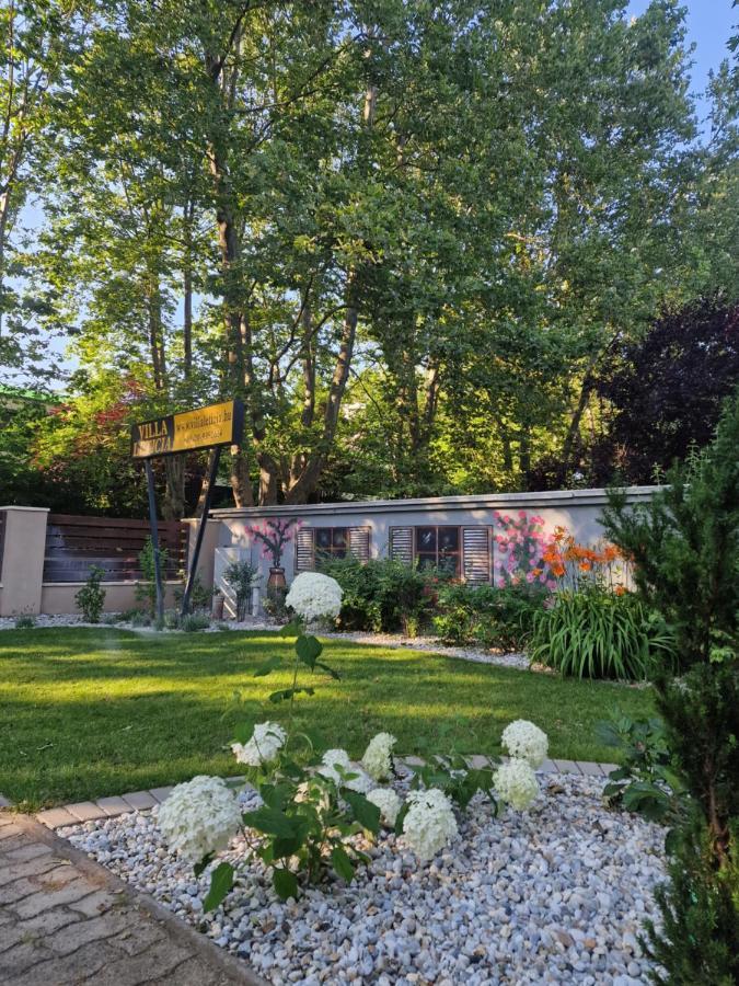 Villa Leticia Шиофок Экстерьер фото