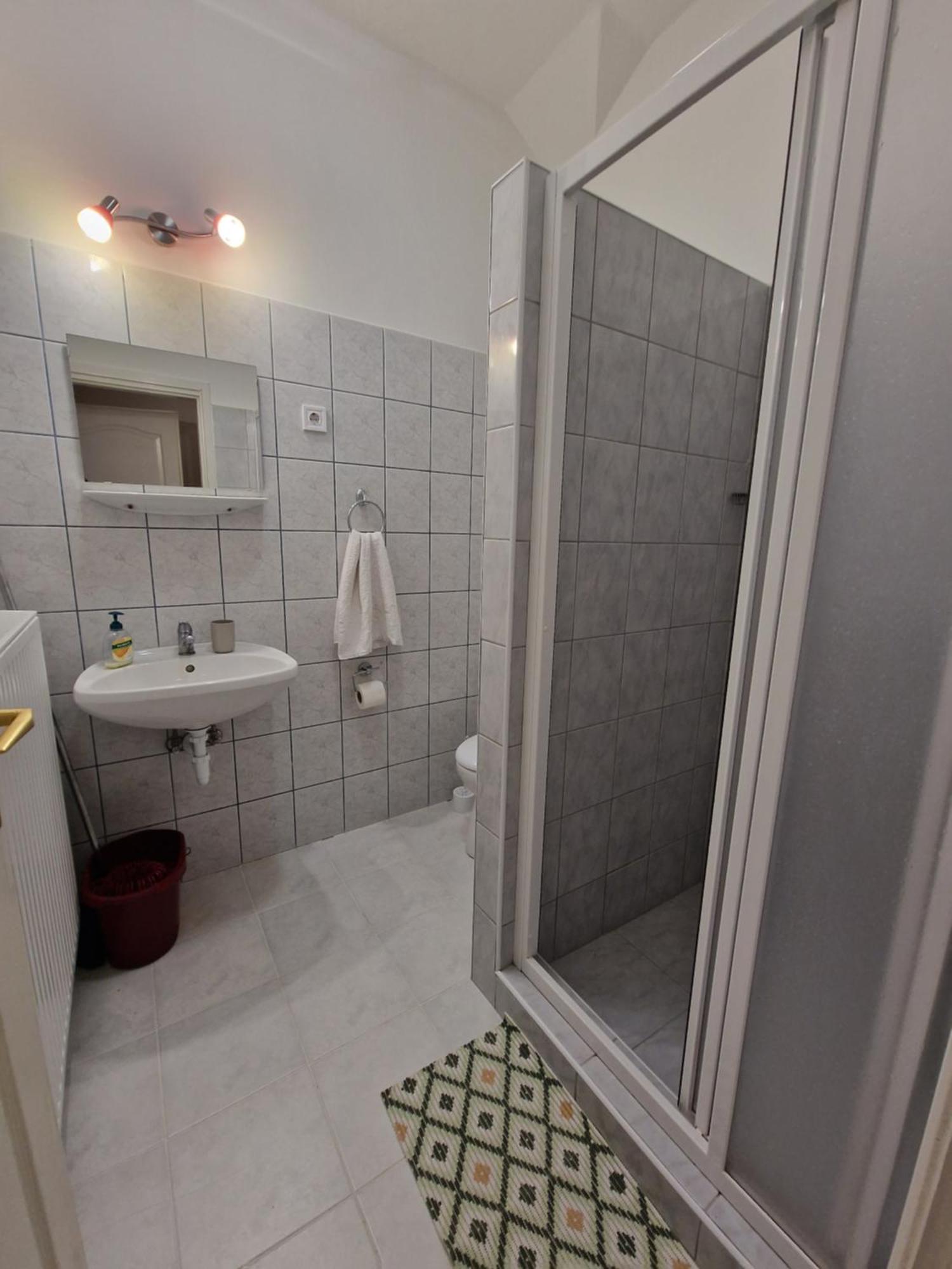 Villa Leticia Шиофок Экстерьер фото